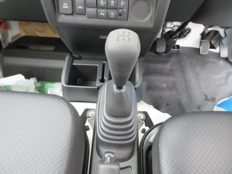 Daihatsu Hijet 4WD MANUAL 660cc KEI MINI TRUCK DELIVERY MILEAGE 17