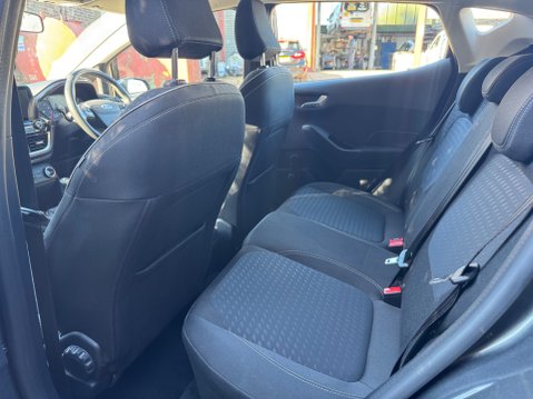 Ford Fiesta 1.0T EcoBoost Zetec Hatchback 5dr Petrol Manual Euro 6 (s/s) (100 ps) 10