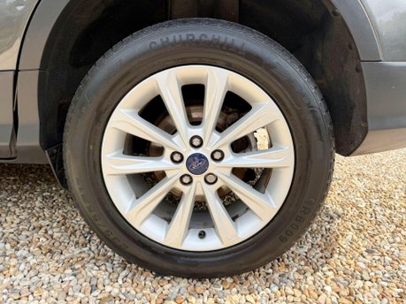 Ford Kuga 2.0 TDCi Titanium 2WD Euro 6 (s/s) 5dr 12