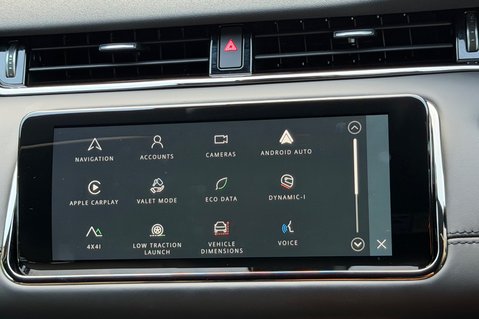 Land Rover Range Rover Evoque R-DYNAMIC HSE MHEV -TRIPLE BLACK - PAN ROOF - ONE OWNER -MERIDIAN -VATQ 56
