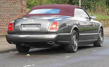Bentley Azure 7