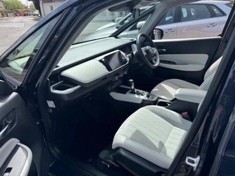 Honda Jazz I-MMD EX 11