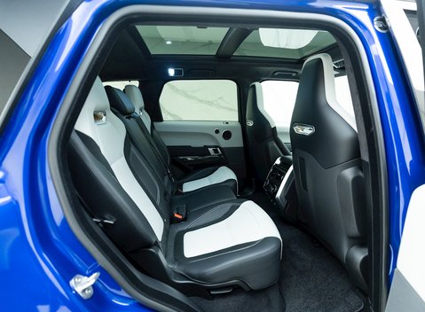 Land Rover Range Rover Sport 5.0 SVR Carbon Edition 13