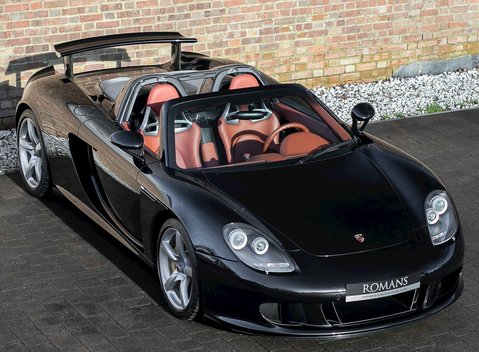 Porsche Carrera GT 8