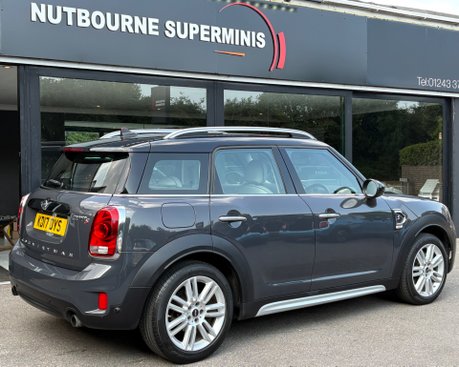 Mini Countryman Cooper S 2.0 Petrol Automatic Chili / Media 5 door SAT NAV + LIGHT LEATHER 2