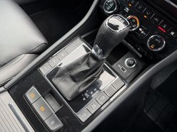 Skoda Superb 2.0 TSI Laurin & Klement Hatchback 5dr Petrol DSG Euro 6 (s/s) (190 ps) 52