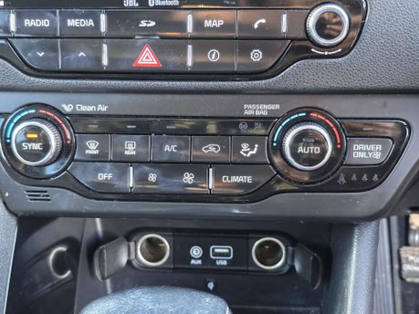 Kia Niro 1.6h GDi 3 SUV 5dr Petrol Hybrid DCT Euro 6 (s/s) (139 bhp) 30