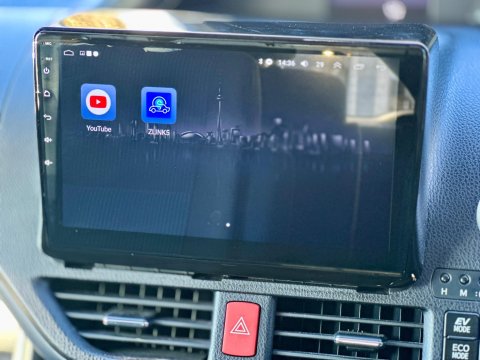 Toyota Noah Hybird 7 Seaters 38