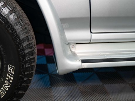 Mitsubishi Pajero 26