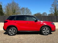 Suzuki Vitara SZ-T BOOSTERJET MHEV 5