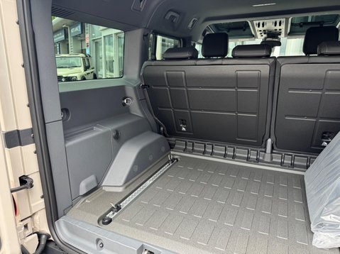 Ineos Grenadier 3.0P 1924 Station Wagon Auto 4WD Euro 6 (s/s) 6dr 10