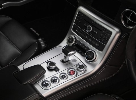 Mercedes-Benz SLS 6.2 63 V8 AMG 2dr 13