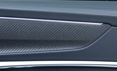 Audi RS6 AVANT PERFORMANCE CARBON VORSPRUNG 30