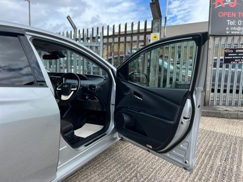 Toyota Prius VVT-I ACTIVE 51