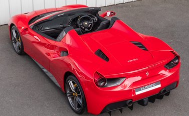 Ferrari 488 Spider 11