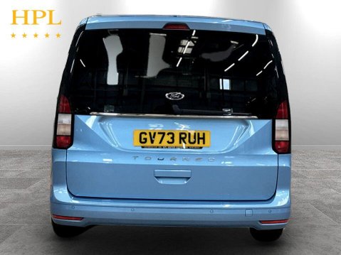 Ford Grand Tourneo Connect 1.5 EcoBoost Titanium MPV 5dr Petrol DCT Euro 6 (s/s) (114 ps) One Owner 6