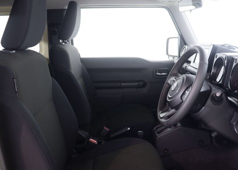 Suzuki Jimny SZ5 4X4 39