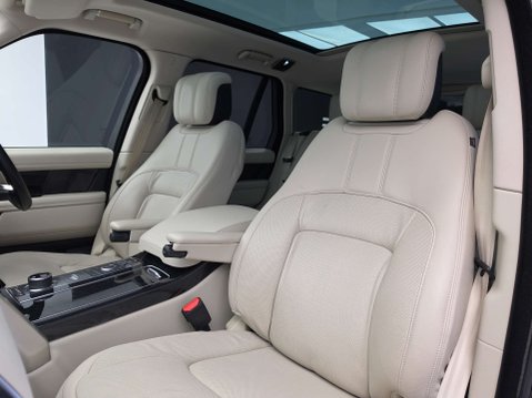 Land Rover Range Rover 4.4 Range Rover Vogue SE SDV8 Auto 4WD 5dr 2