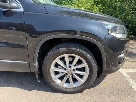 Volkswagen Tiguan 2.0 TDI BlueMotion Tech SE SUV 5dr Diesel Manual 4WD Euro 5 (s/s) (140 ps) 12