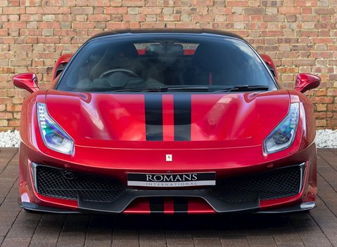 Ferrari 488 Pista 4