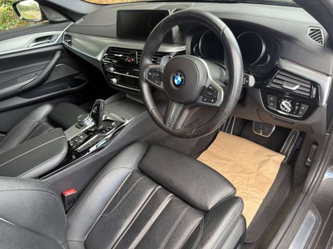 BMW 5 Series 2.0 520i M Sport Auto 5dr 6