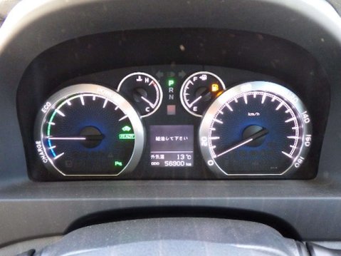 Toyota Alphard 2.4 HYBRID 27