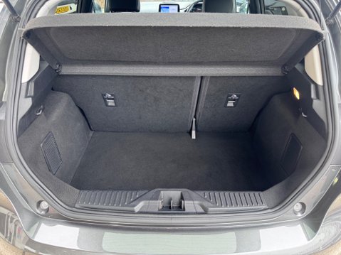 Ford Fiesta TITANIUM X 10