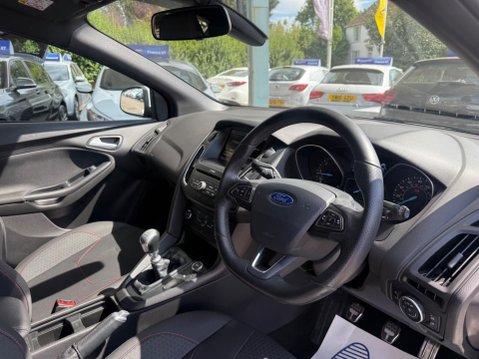 Ford Focus 1.5 TDCi ST-Line Euro 6 (s/s) 5dr 16