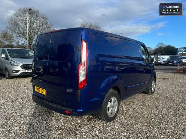 Ford Transit Custom SWB L1H1 Low Roof Limited 270 Air Con Alloys Sensors EURO 6 NO VAT 6