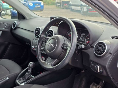Audi A1 1.4 TFSI Sport Sportback 5dr Petrol S Tronic Euro 5 (s/s) (122 ps) 19