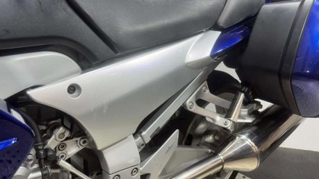 Yamaha FJR1300 2005 49K FULL LUGGAGE NEW MOT NEW TYRES SERVICED 45