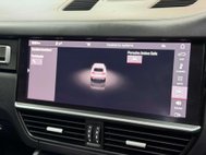 Porsche Cayenne 3.0T V6 GPF SUV 5dr Petrol TiptronicS 4WD Euro 6 (s/s) (340 ps) 51