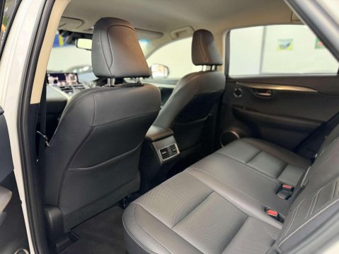 Lexus NX 2.5 300h Luxury SUV 5dr Petrol Hybrid E-CVT 4WD Euro 6 (s/s) (197 ps) 42