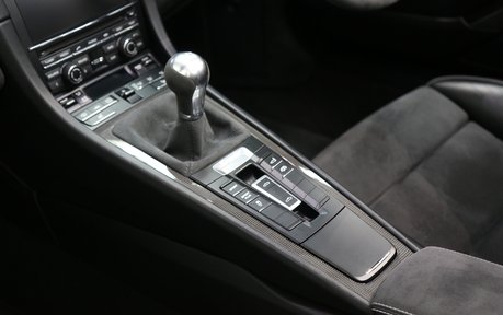 Porsche Boxster Spyder with Huge Specification and Full Porsche Service History 31