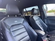 Volkswagen Golf 2.0 Golf R DSG 4WD 5dr 35