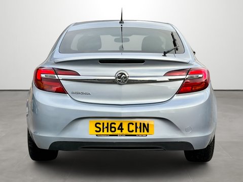 Vauxhall Insignia 1.8i VVT SRi 5dr 8