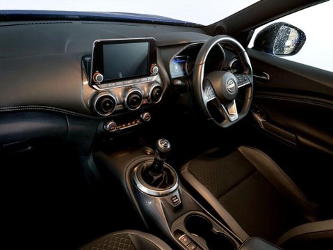 Nissan Juke 1.0 DIG-T N-Connecta SUV 5dr Petrol Manual Euro 6 (s/s) (114 ps) Air Con - 14