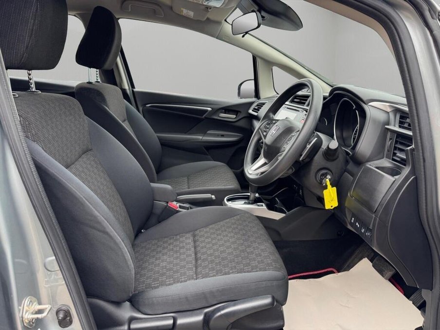 2017 Honda Jazz — image 12