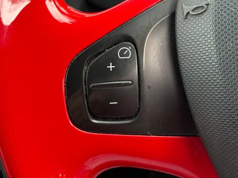 Renault Clio 1.2 16V Dynamique MediaNav Euro 5 5dr 22