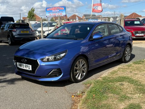 Hyundai i30 T-GDI FASTBACK SE NAV 8