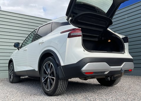 Nissan Qashqai DIG-T TEKNA MHEV 24