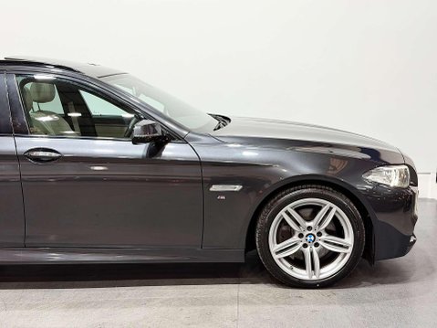 BMW 5 Series 3.0 535d M Sport Touring 5dr Diesel Auto Euro 6 (s/s) (313 ps) 19