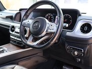 Mercedes-Benz G Series 2109 G 350 D 4MATIC AMG LINE PREMIUM MATT BLACK WRAPP 24