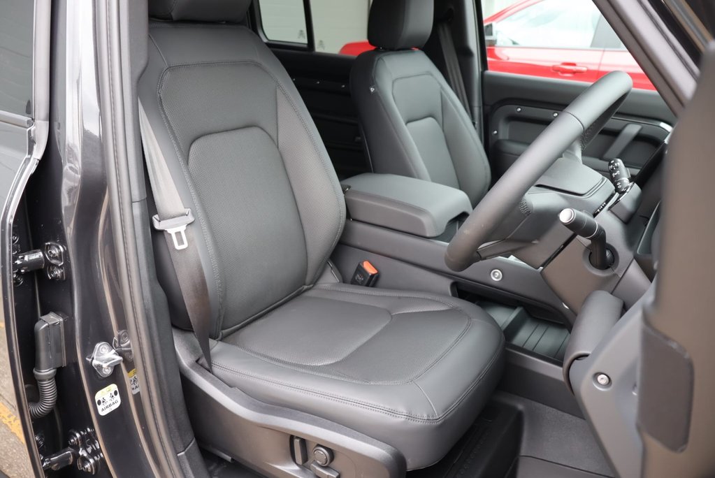 Land Rover Defender 110 D250 HARD TOP X-DYNAMIC  REAR SEAT CONVERSION SEEKER STYLED  14