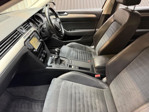 Volkswagen Passat 2.0 TDI BlueMotion Tech GT Euro 6 (s/s) 5dr 51