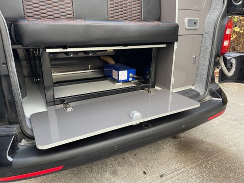 Volkswagen Transporter 2.0 TDI T28 BlueMotion Tech Highline FWD SWB Euro 6 (s/s) 5dr 33