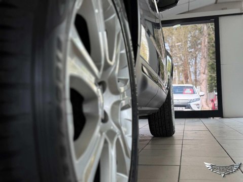 Land Rover Range Rover Evoque 2.0 eD4 SE Tech FWD Euro 6 (s/s) 5dr 13