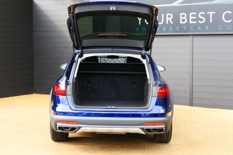 Audi A4 2.0 A4 A-road Sport 45 TFSI Quattro Semi-Auto 4WD 5dr 17