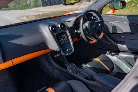 McLaren 570S 570 S Coupe 9