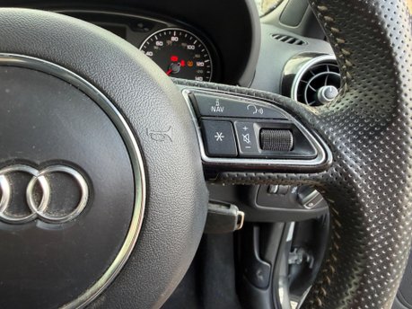 Audi A1 TFSI S LINE 16